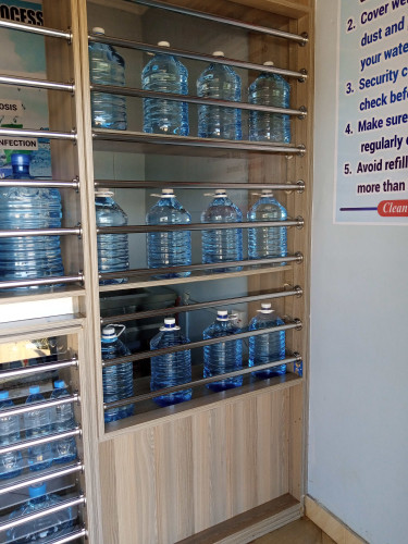 Wholesale and retail refill services